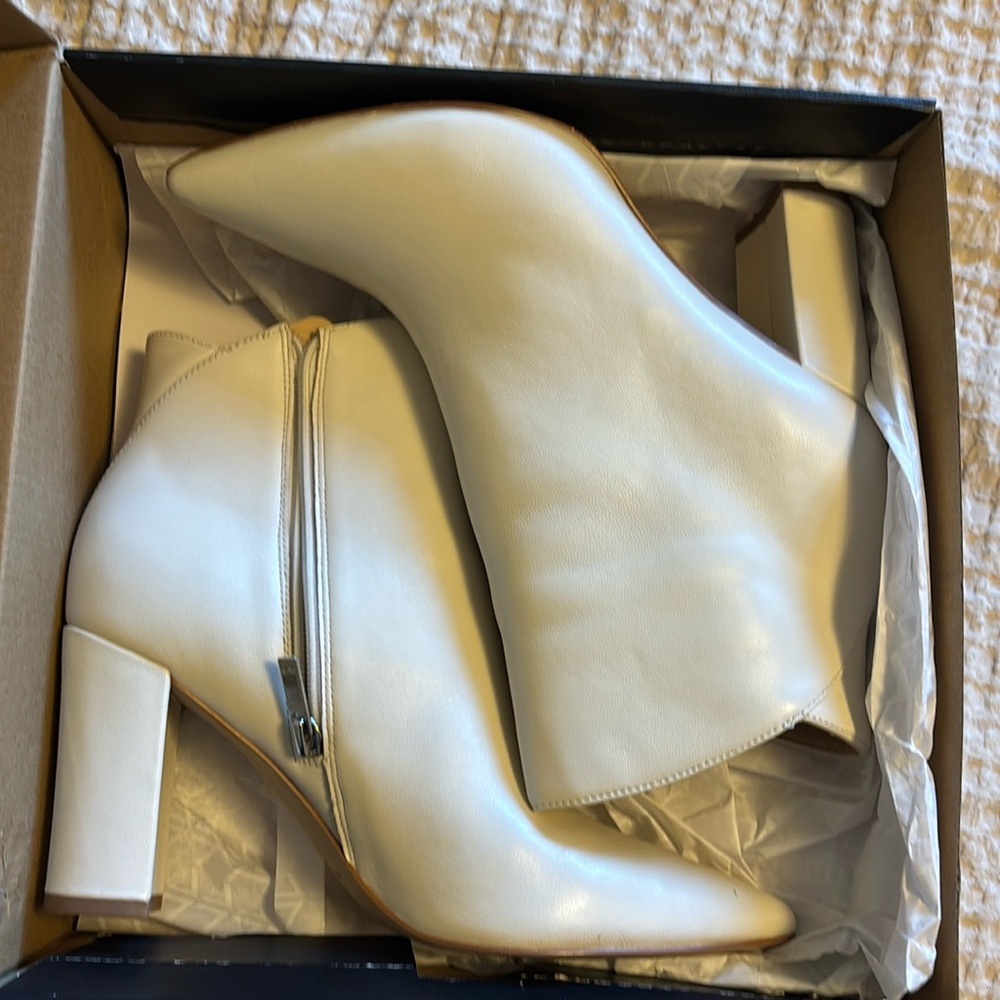 Marc Fisher LTD ivory leather bootie Urmi